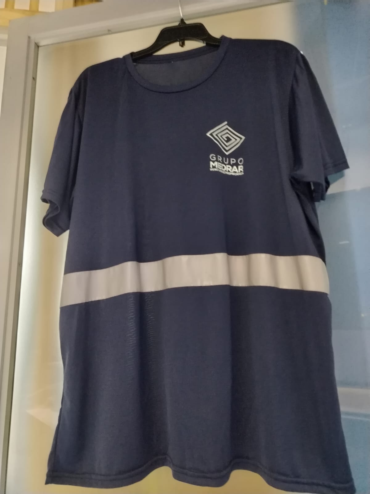 Camisetas con Cinta Reflectiva - Image 3